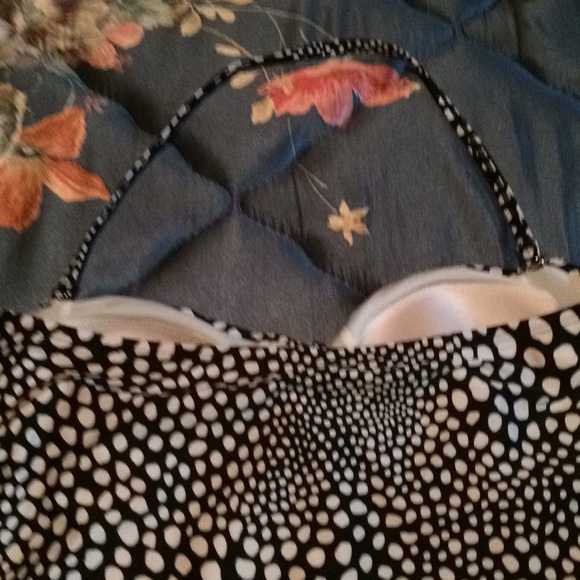 Bathing suit - Picture 5 of 6